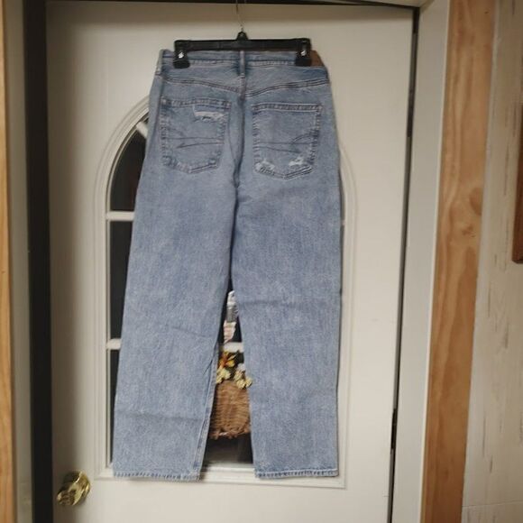 American Eagle Highest Rise 90's Boyfriend Distressed  With Red Plaid 6 Short - Picture 4 of 5